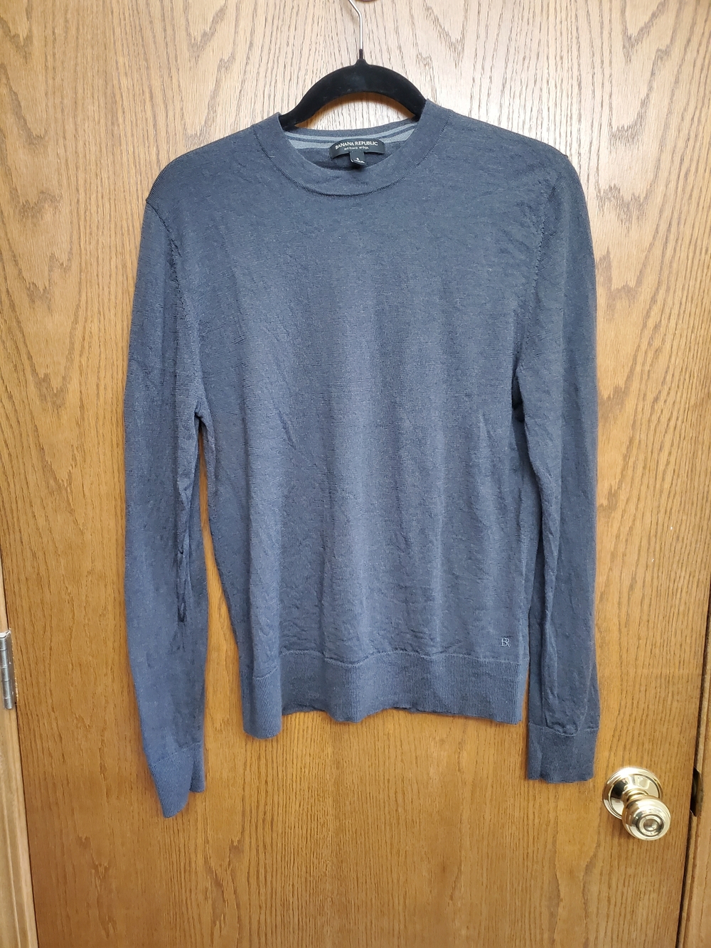 Banana Republic Men's Crewneck Sweater in Charcoal Gray 100% Merino Wool